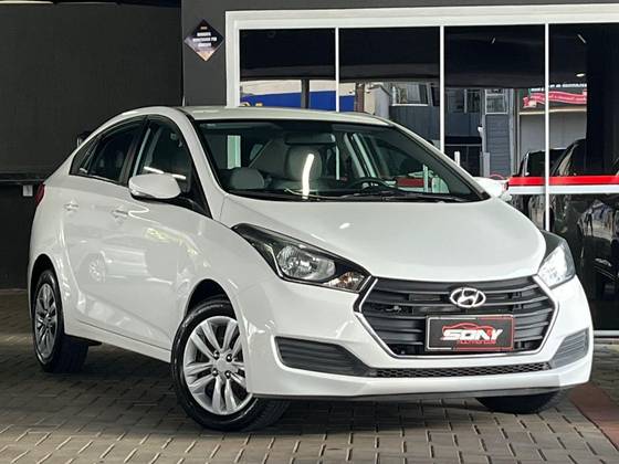 HYUNDAI HB20S 1.6 COMFORT STYLE 16V FLEX 4P AUTOMÁTICO